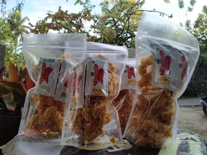 Kulit Ayam Crispy Kini Hadir di Kotamobagu