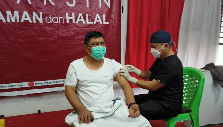 Ketua DPRD Kotamobagu Akhirnya Divaksin Setelah Dua Kali Tertunda