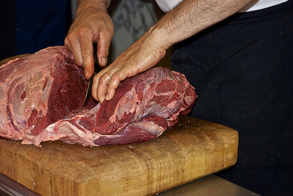 Lebaran Tahun Ini Pemerintah Impor 100 Ribu Ton Daging