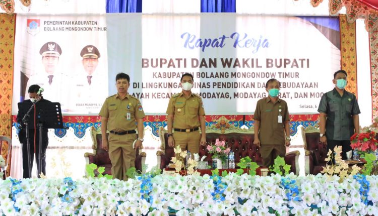 Rakor Ratusan Guru Modayag Bersatu, Suchrul: Saya Harap Kalian Bekerja dengan Baik