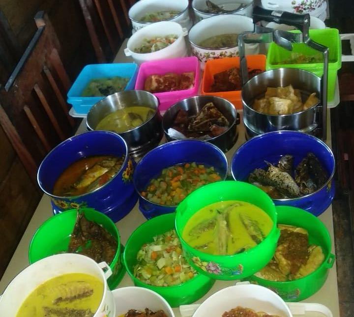 Kedai Mama di Kotamobagu Tawarkan Makanan Paket Hemat