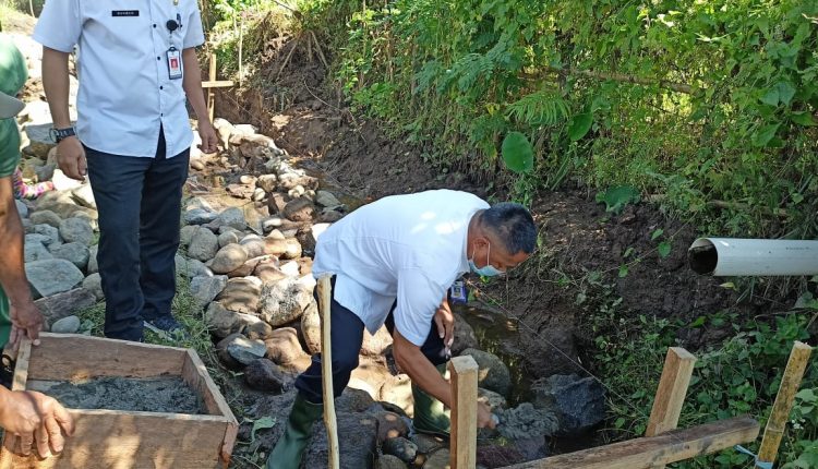 Peletakan Batu Pertama Pembangunan Irigasi di Kobo Besar