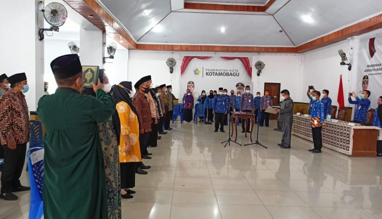 Nayodo Lantik 69 Anggota BPD Kotamobagu Utara dan Timur
