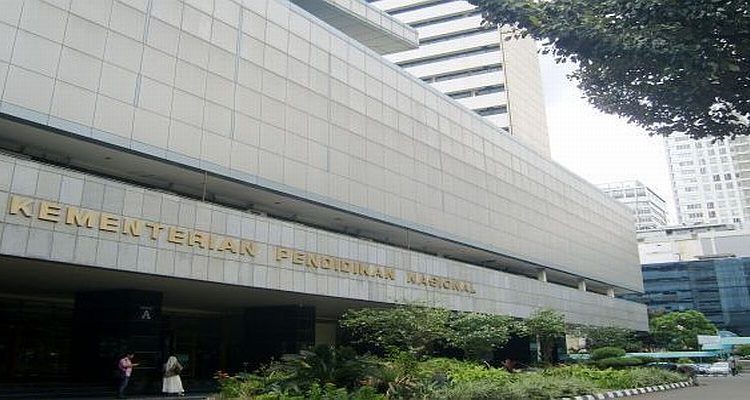 Pengamat Prediksi Kemendikbud Kembali ke Muhammadiyah di Balik Isu Reshuffle