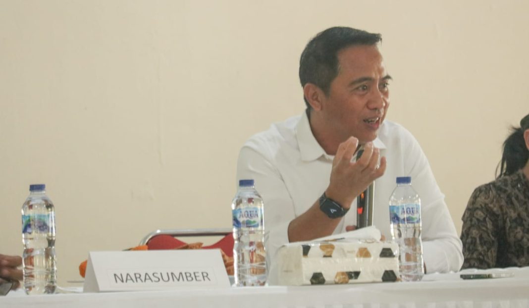 Bupati Boltim Jadi Narsum, Bahas Tentang Peluang dan Tantangan Indonesia Sebagai Ketua ASEAN 2023