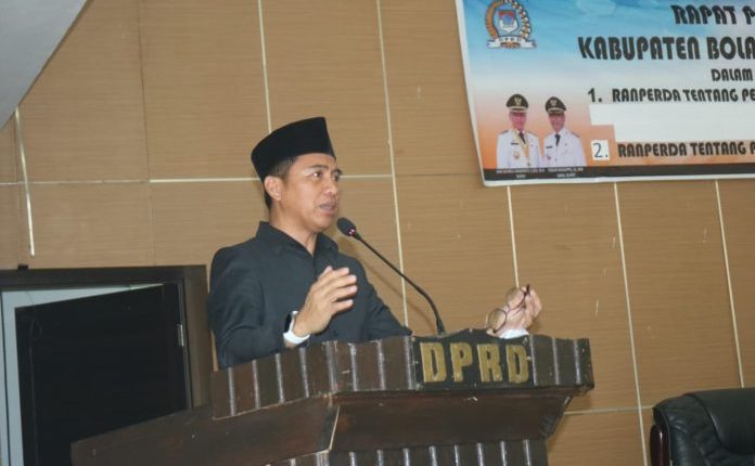Bupati Boltim Hadiri Paripurna Ranperda Perubahan APBD 2022
